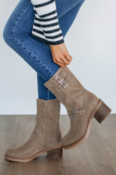 Cool On Command Boots - Dark Taupe