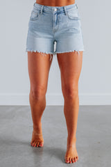 Gabby Risen Shorts - Light Wash