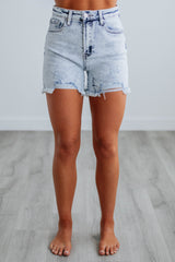 Maddie Risen Shorts - Vintage Light Wash