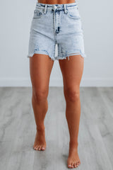 Maddie Risen Shorts - Vintage Light Wash