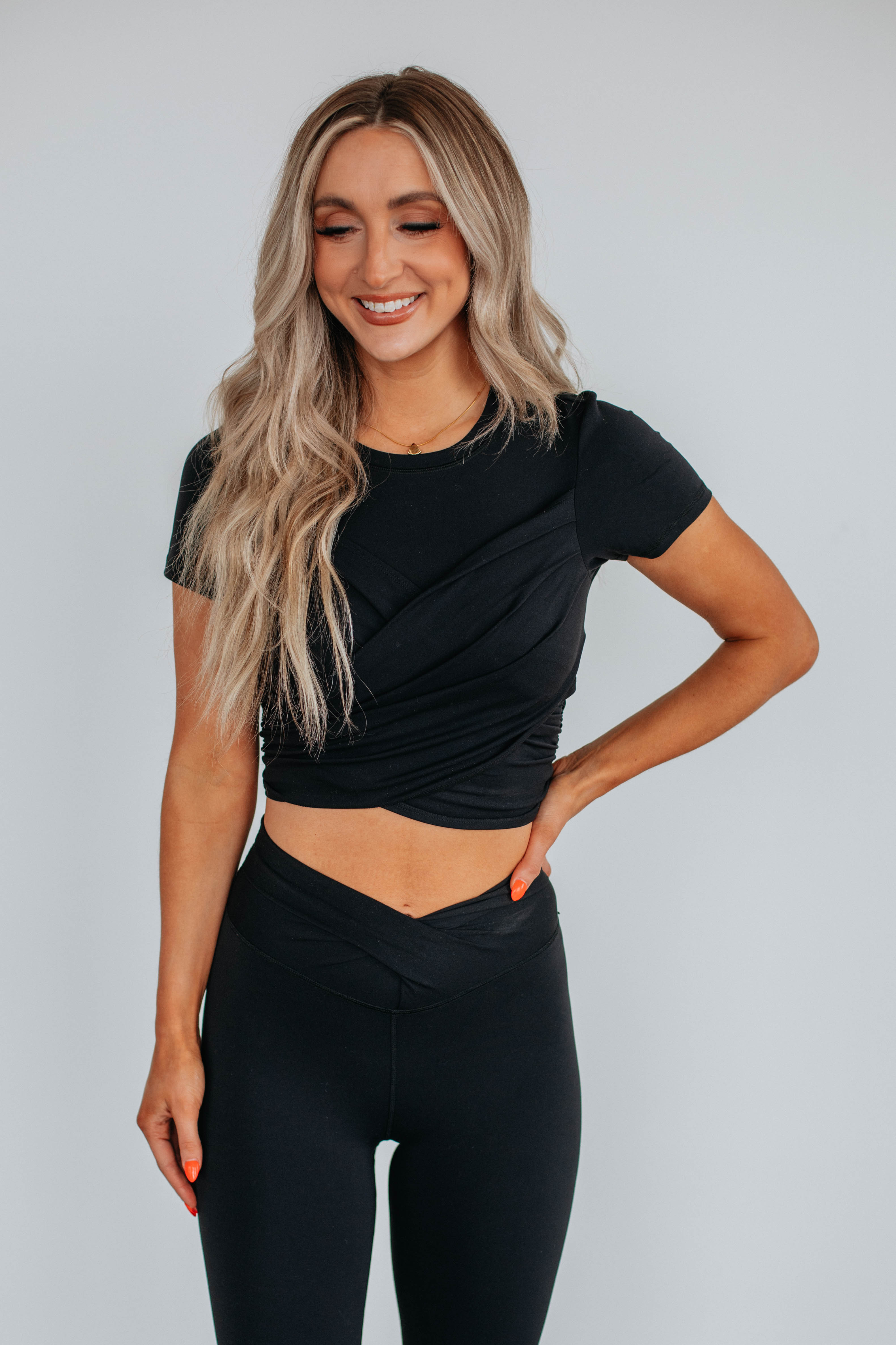 Alita Twist Front Top - Black