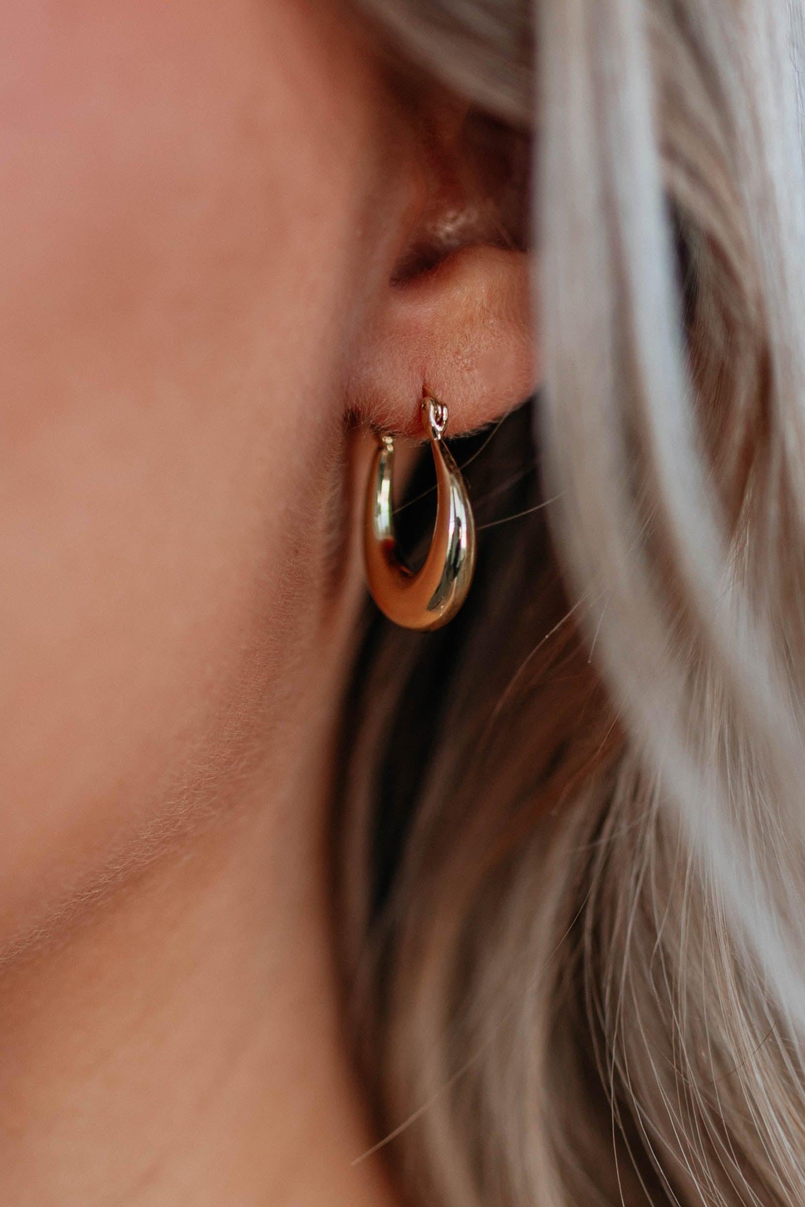 Lorean Hoop Earrings