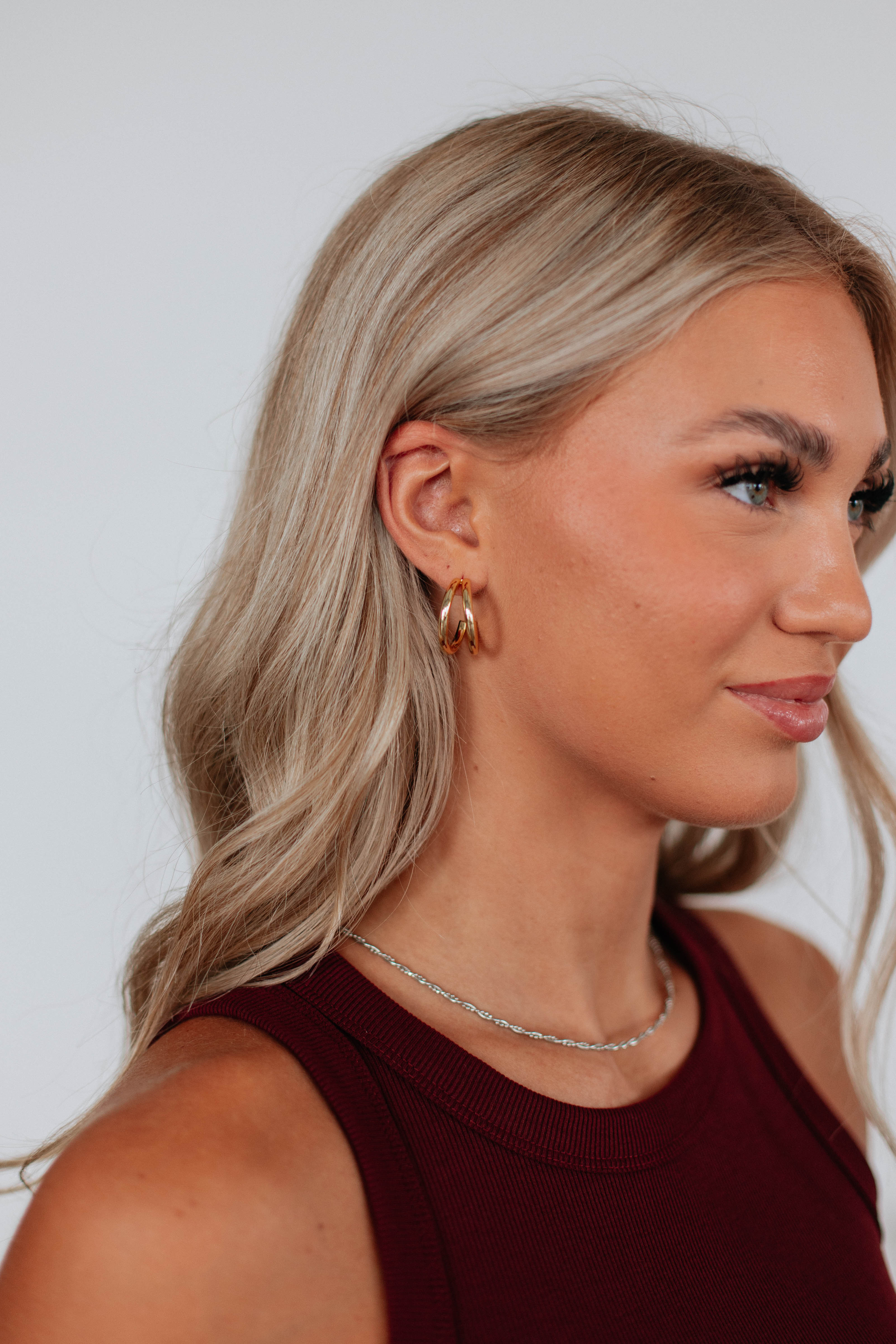 Indri Hoop Earrings