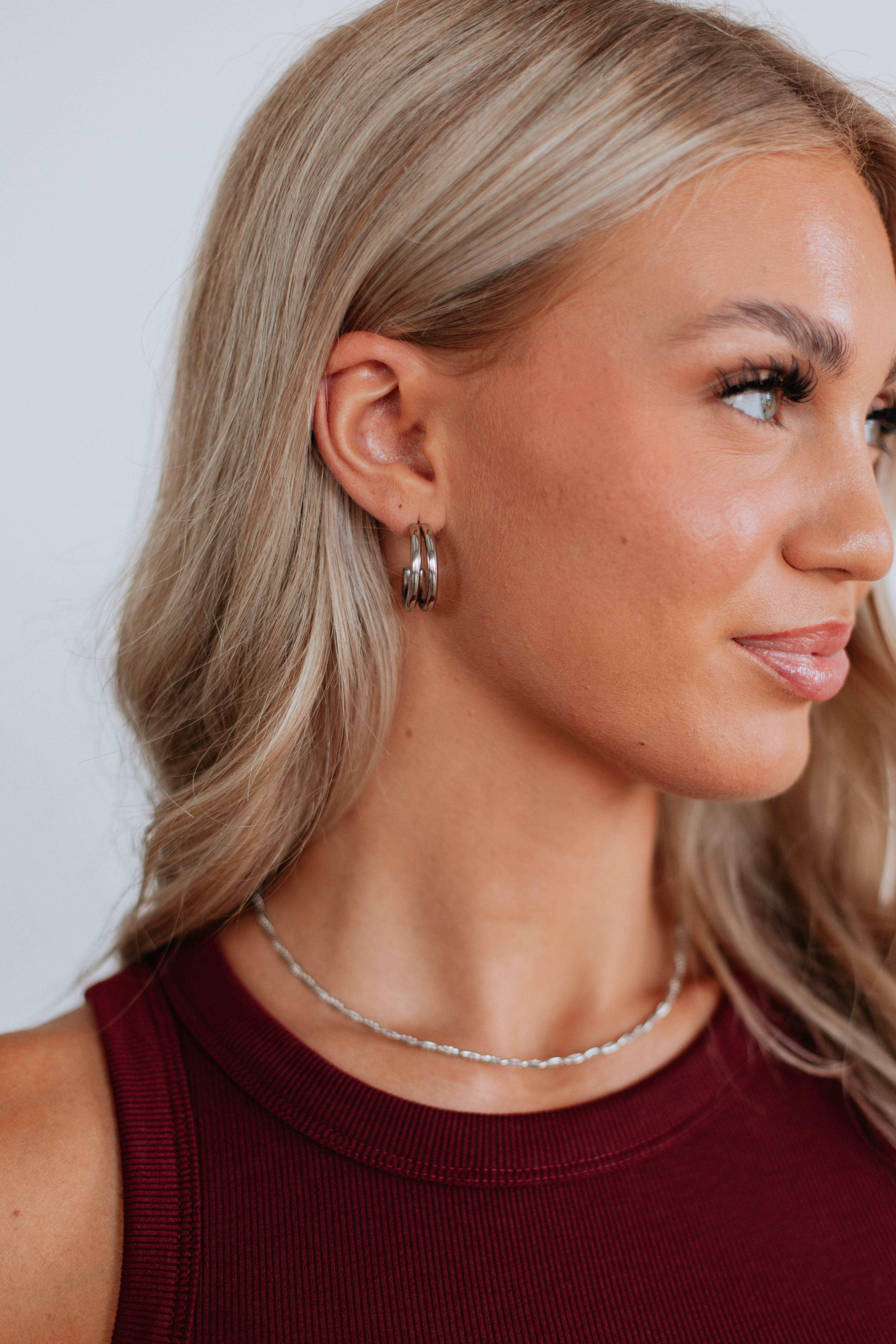 Indri Hoop Earrings