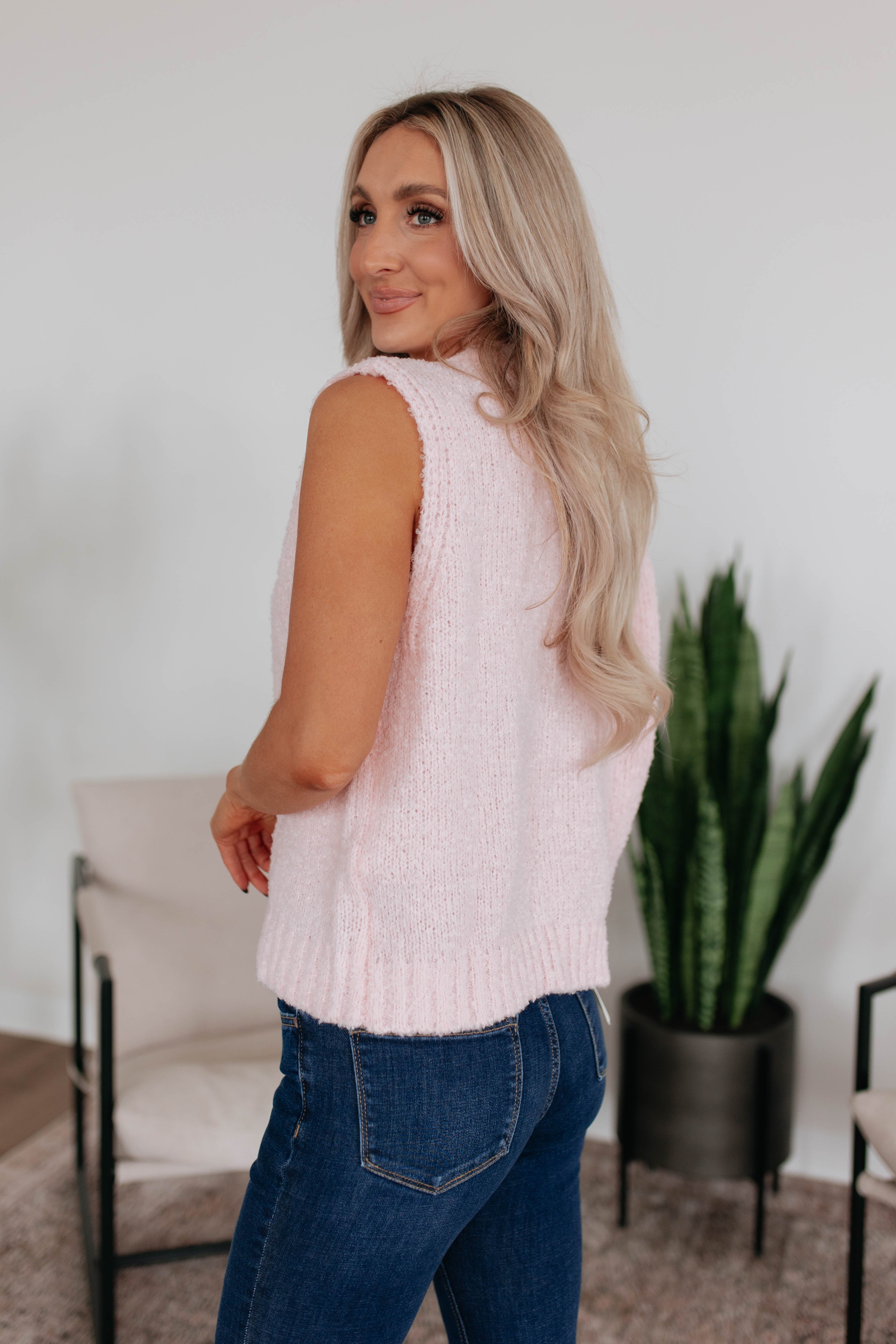 Lyndon Sweater Vest - Ballet