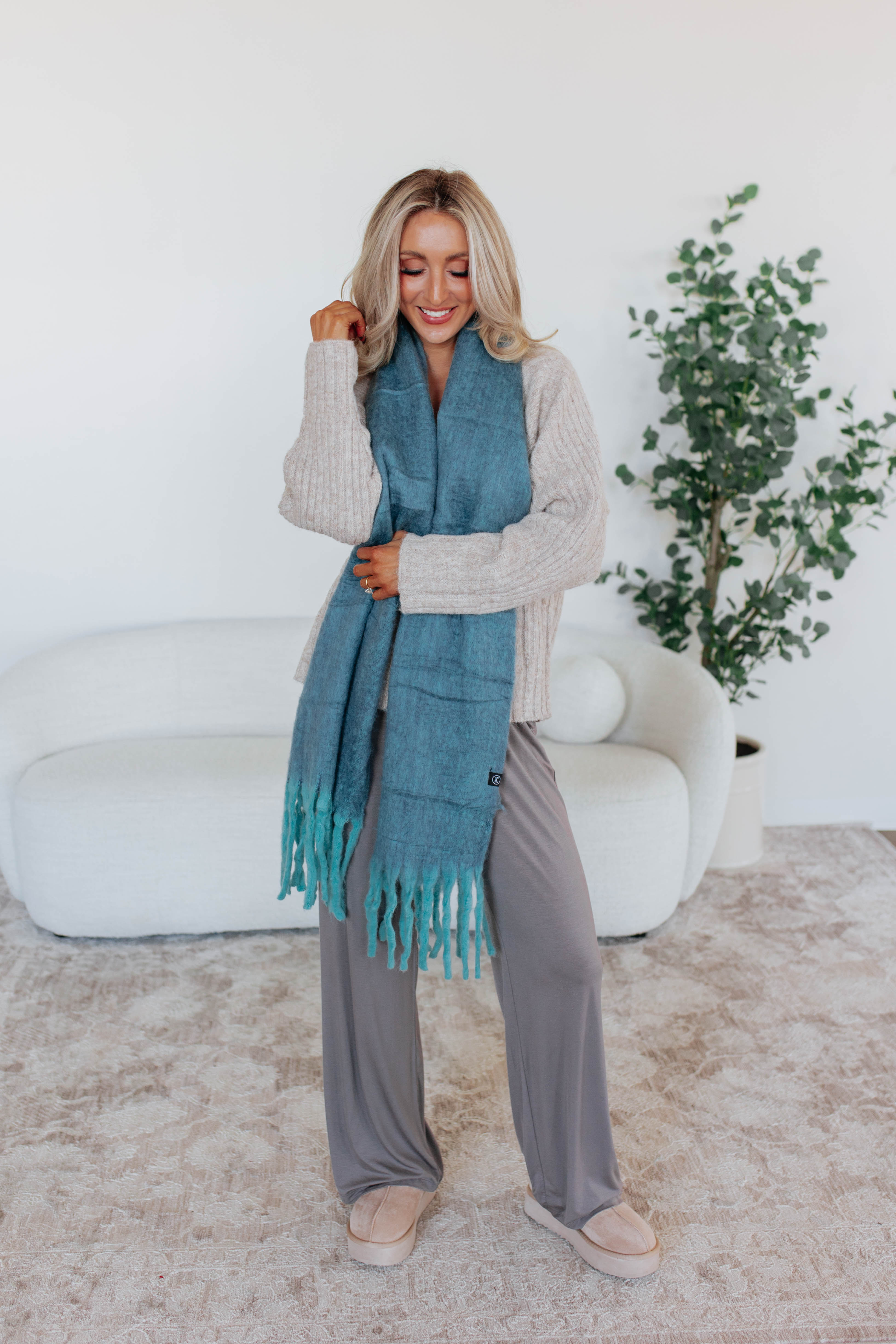 Snuggle Up Scarf