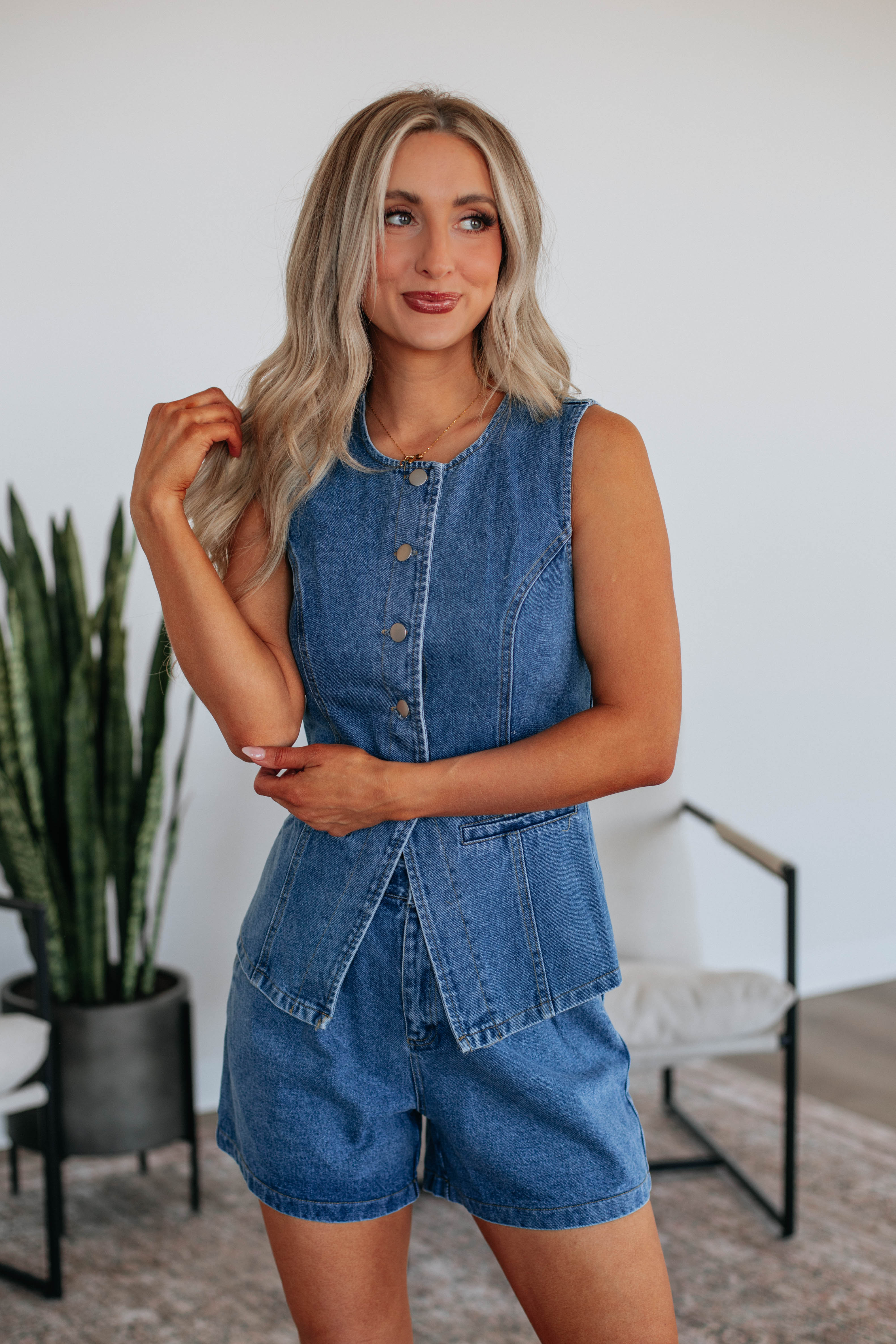 Sawyer Denim Shorts - Dark Wash