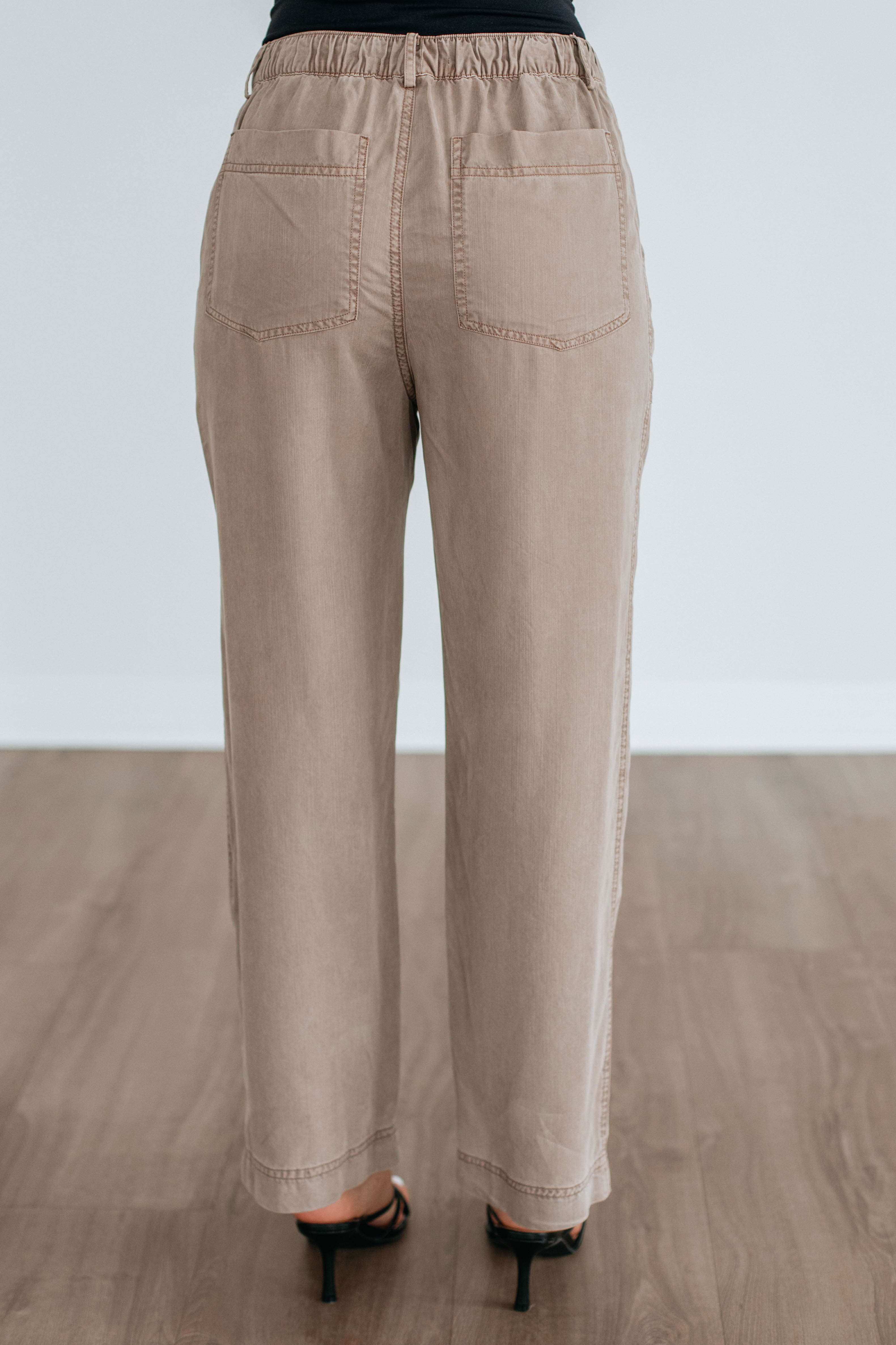 Evryn Wide Leg Pants