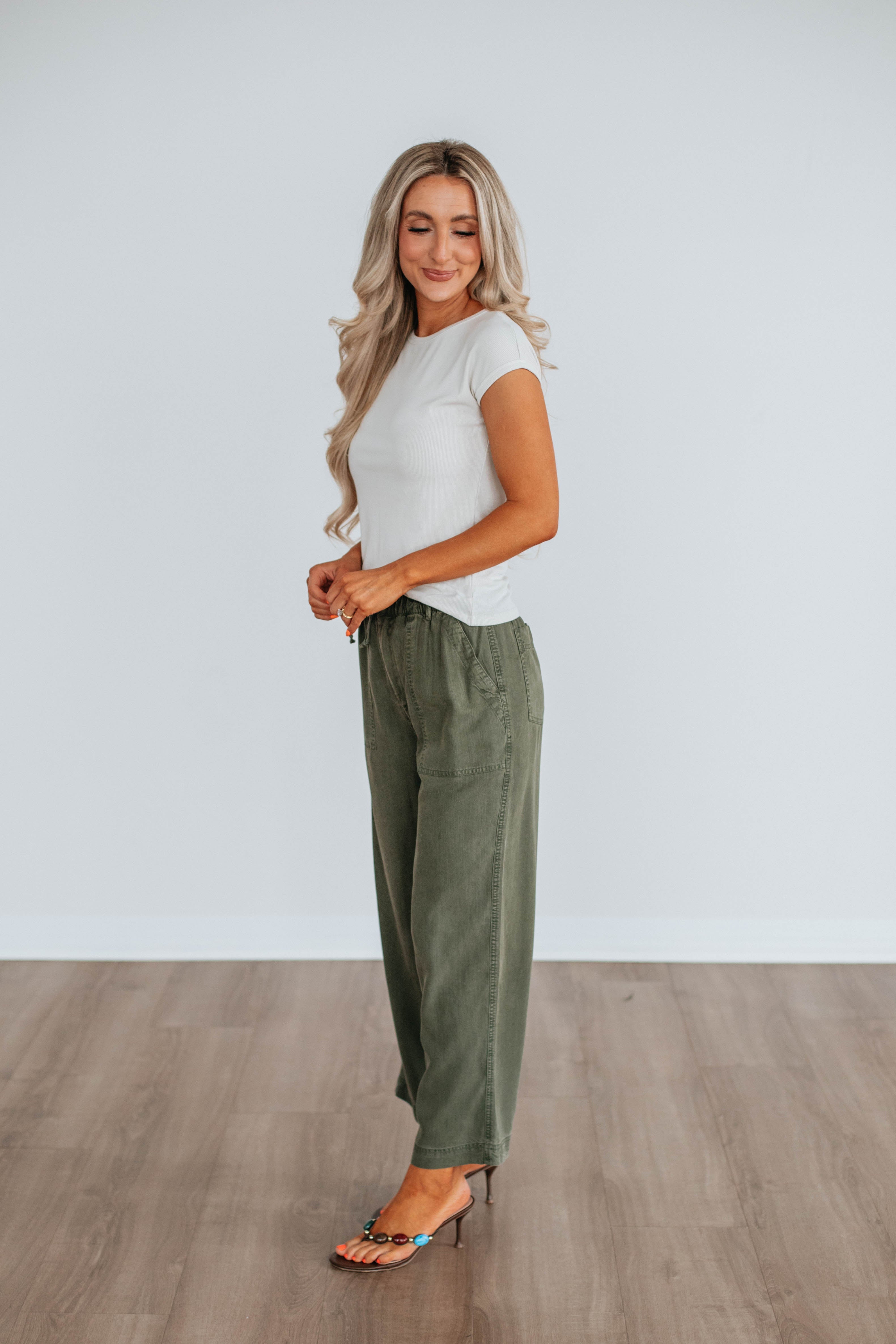 Evryn Wide Leg Pants