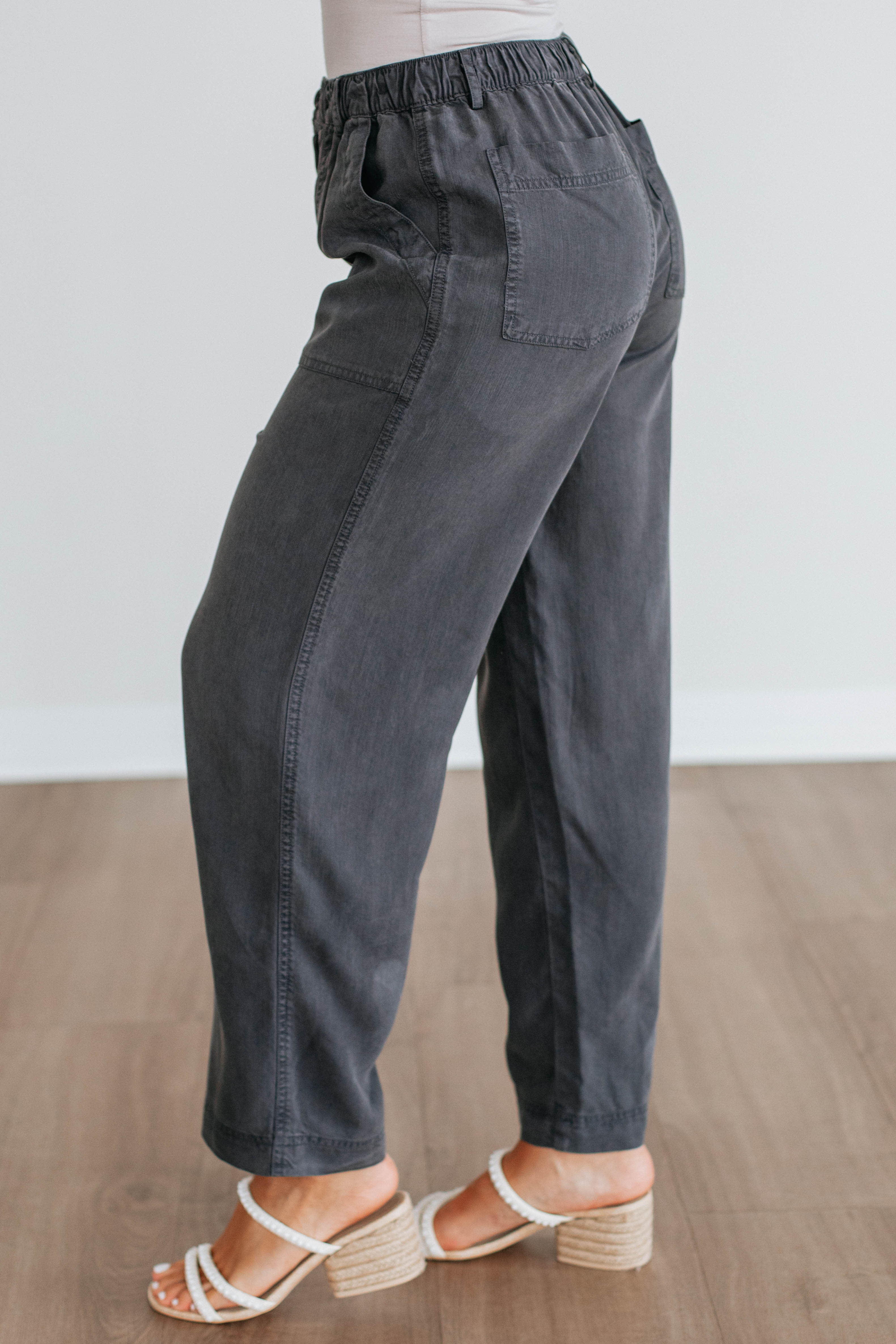 Evryn Wide Leg Pants