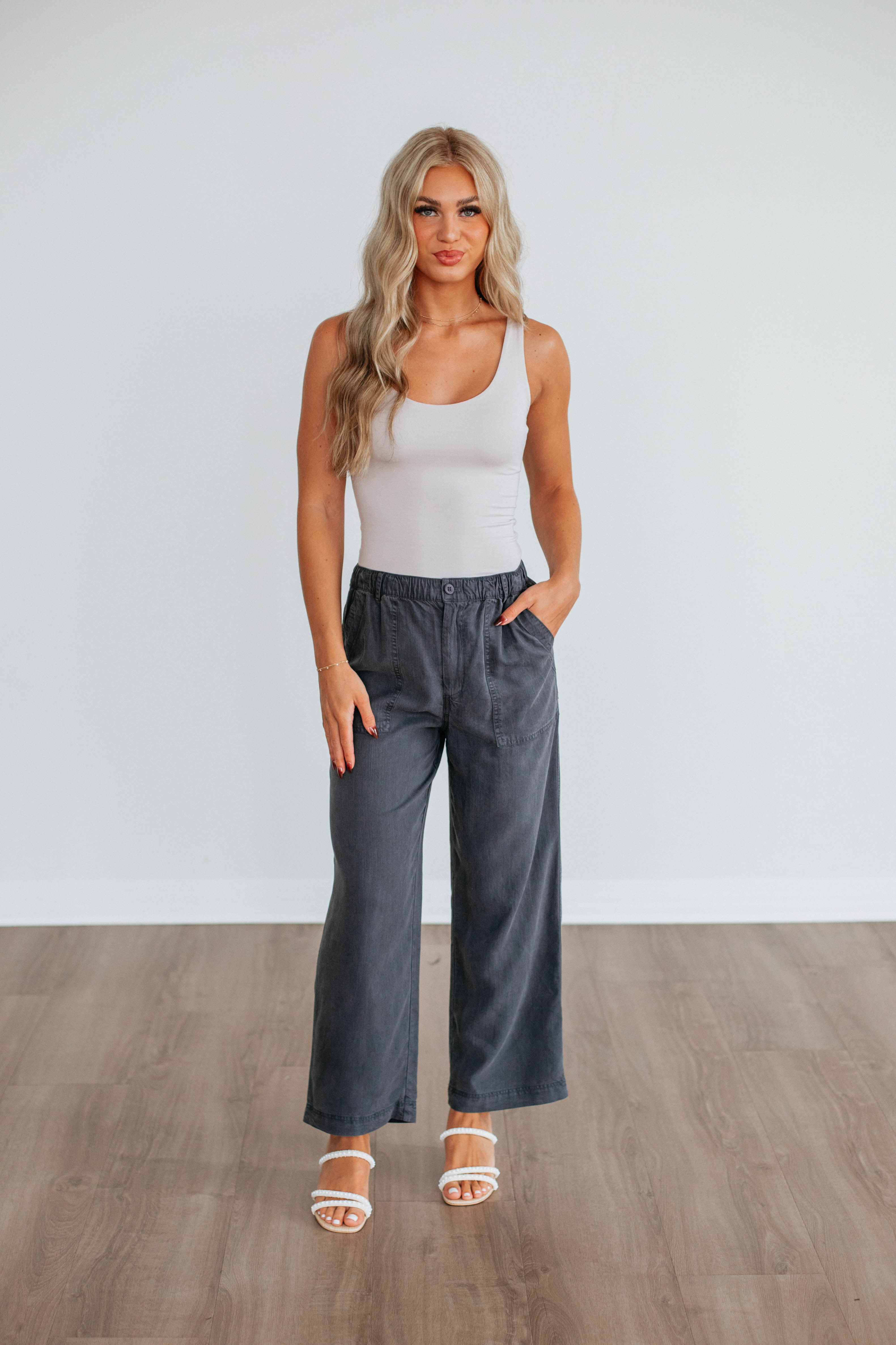 Evryn Wide Leg Pants