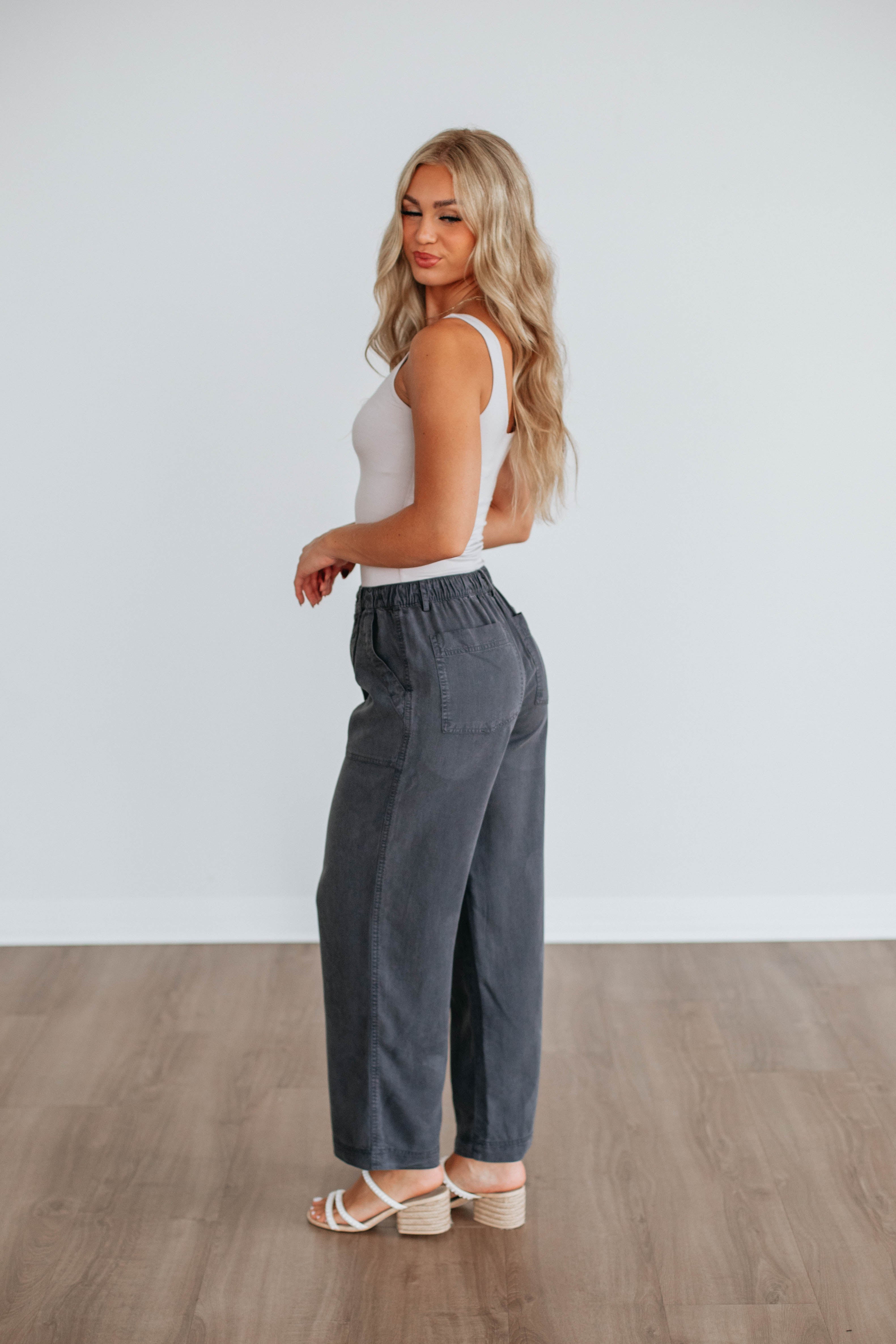 Evryn Wide Leg Pants