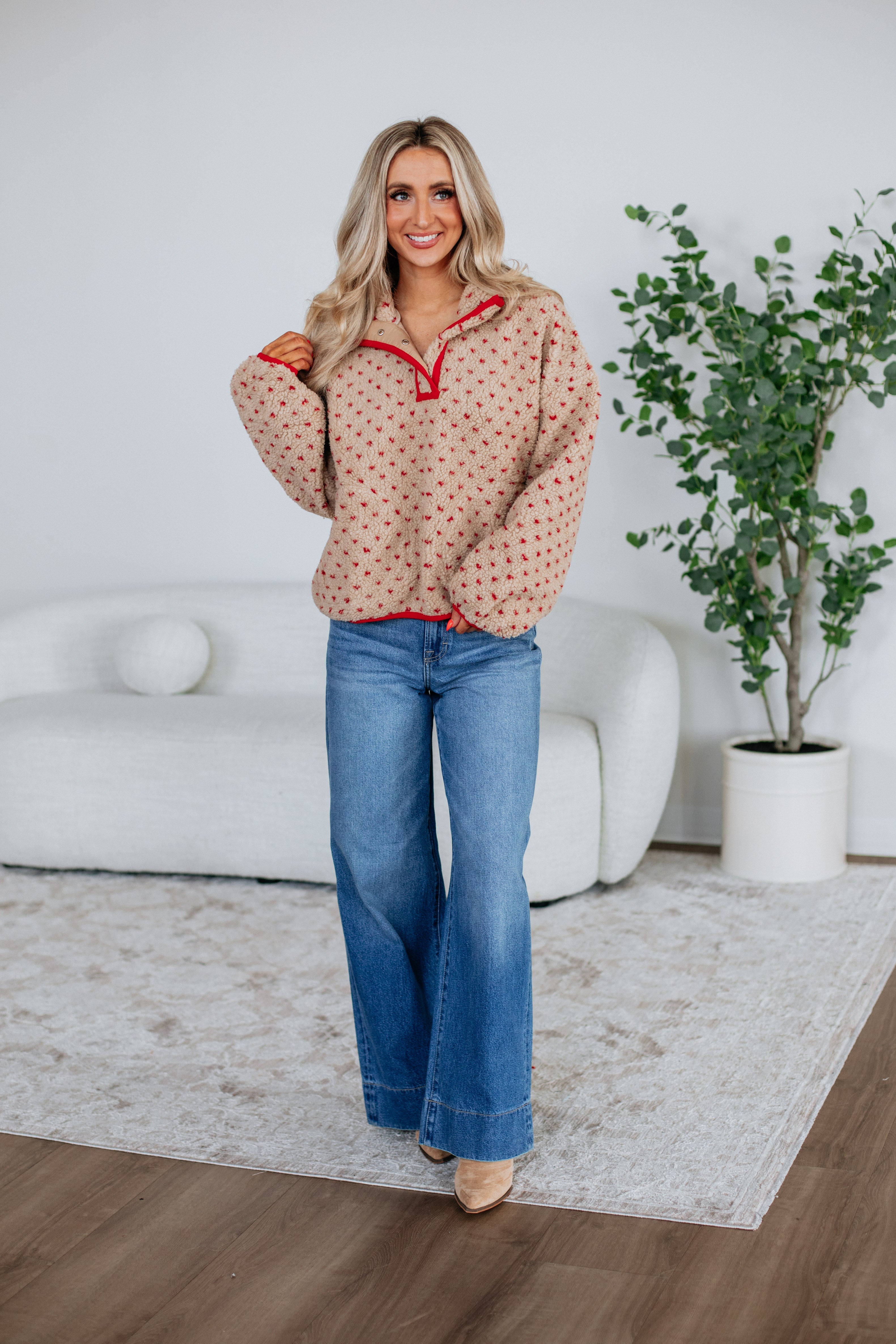 Taja Sherpa Pullover