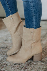 Walking A Fine Line Boots - Khaki